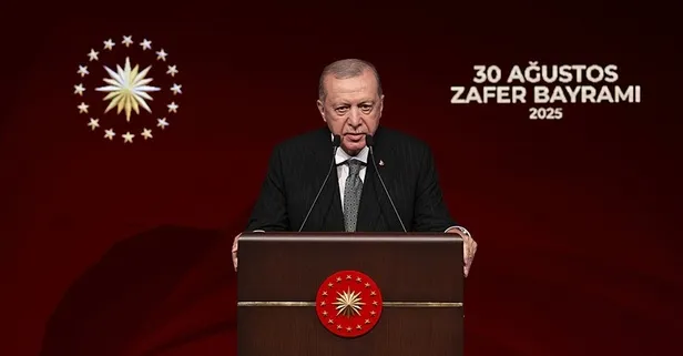 Cumhurbaşkanlığı Külliyesi'nde 30 Ağustos Zafer Bayramı resepsiyonu! Başkan Erdoğan'dan önemli açıklamalar