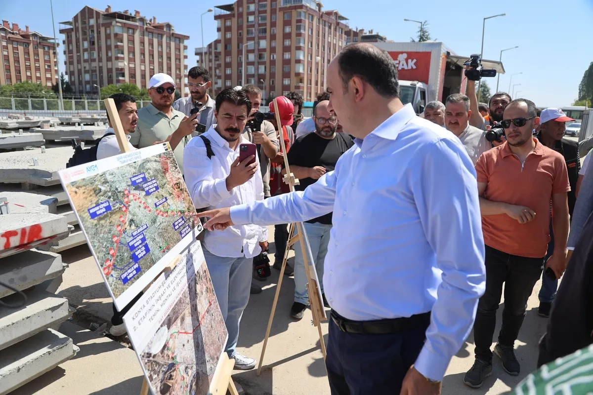 1786473569711.jpeg Konya Büyükşehir Belediye Başkanı Altay dev projeleri inceledi: KONYARAY Banliyö Hattında çalışmalar kesintisiz sürüyor-2