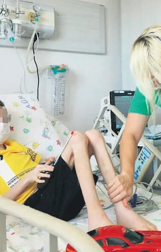 TAKVİM 19 numaralı çöp evden kurtarılan C.M.A'nın hayatıyla ilgili detaylara ulaşdı! Babası yaşadığını bilmiyor