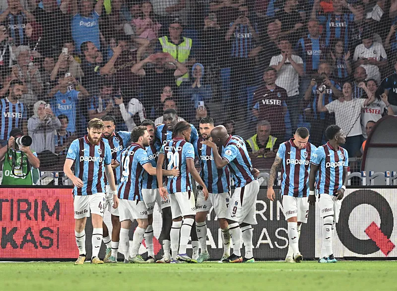 Trabzonspor'da hedef 2'de 2! Fatih Tekke 11'ini netleştirdi - 3