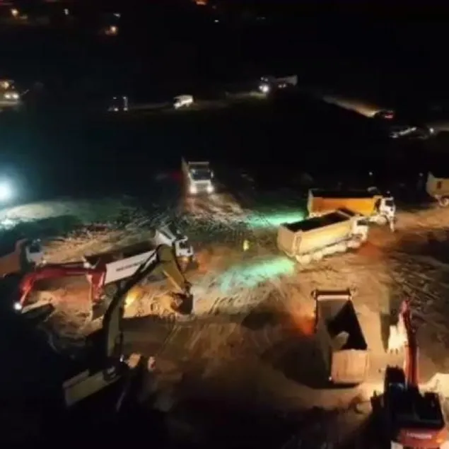 Ekipler gece gündüz çalışıyor!