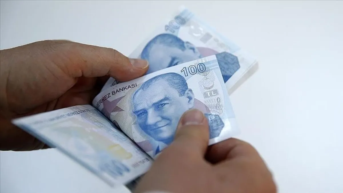 Emekliye 4’lü zam formülü! SSK ve Bağ-Kur emeklileri Ocak ayında ne kadar alacak? Merkez tahmini açıkladı TAKVİM maaşları hesapladı