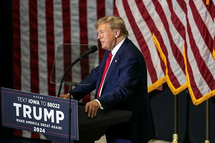 secim-sandigi-savas-meydanina-dondu-trump-bidena-karsi-hacli-seferi-ilan-etti-1701588674049.jpeg Seçim sandığı savaş meydanına döndü: Trump Biden’a karşı haçlı seferi ilan etti-1