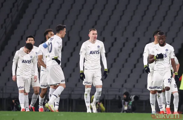 Fenerbahçe 3 puan peşinde! İşte Fenerbahçe - Yeni Malatyaspor maçı muhtemel 11'leri... - 3
