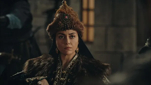 kurulus-osmana-damga-vuran-sahne-ismihan-sultan-ve-kantekuzenosun-sundugu-anlasmayi-osman-bey-kiliciyla-parcal-1671044932668.jpg Kuruluş Osman’a damga vuran sahne: İsmihan Sultan ve Kantekuzenos’un sunduğu anlaşmayı Osman Bey kılıcıyla parçaladı-5