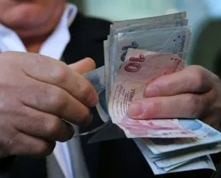 Emekli maaşı ek ödeme, promosyon ve seyyanen zam açıklaması vatandaşın gündeminde