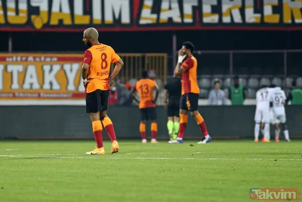 Galatasaray, Süper Lig'in Son 5 Haftasında Aldığı Kötü Sonuçlarla Taraftarlarına Hayal Kırıklığı Yaşatırken, Ligde 3'Üncü Sıraya Geriledi.