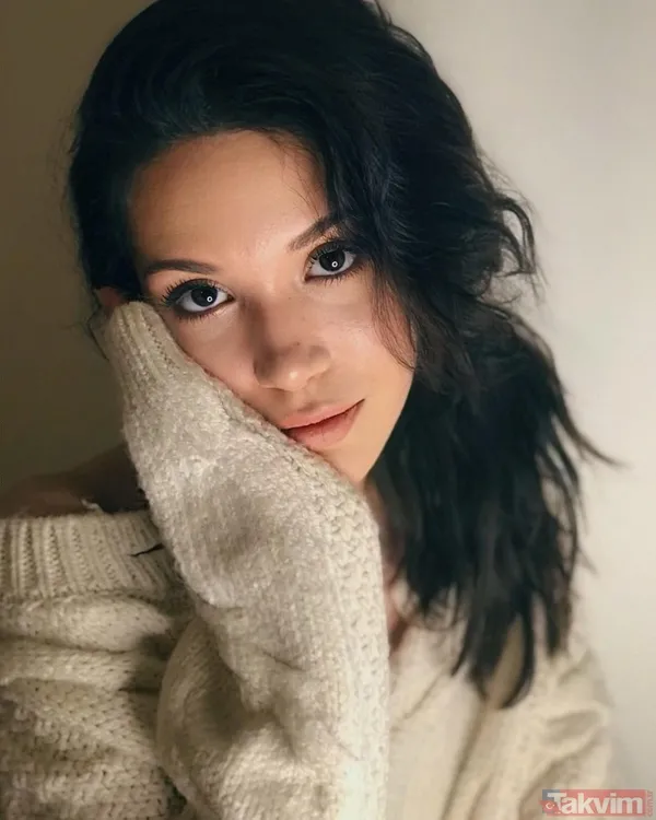 Hazal Subaşı bahçe pozlarıyla olay oldu! Herkes onu konuştu yorumlar peş peşe geldi “Su gibisin” - 2