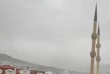 Çankırı’da caminin minaresi devrildi