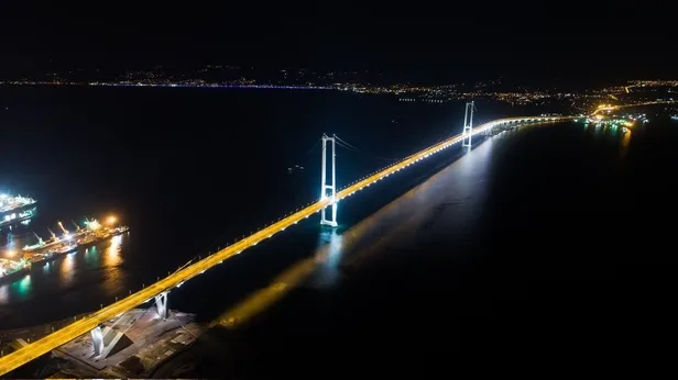 Muhalefetin hayalini bile kuramayacağı körfezi 1.5 saatten 6 dakikaya düşüren Osmangazi Köprüsü 7 yaşında!-8