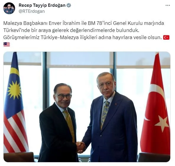 baskan-erdogandan-yogun-diplomasi-yunanistan-basbakani-kiryakos-micotakis-ile-gorustu-1695247398915.jpeg Başkan Erdoğan'dan yoğun diplomasi: Yunanistan Başbakanı Kiryakos Miçotakis ile görüştü-12