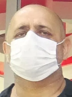 istanbullu-berber-coronaviruse-savas-acti-musterileri-icin-bir-hemsireyi-ise-aldi-1590196774912.jpeg İstanbullu berber coronavirüse savaş açtı! Müşterileri için bir hemşireyi işe aldı...-1