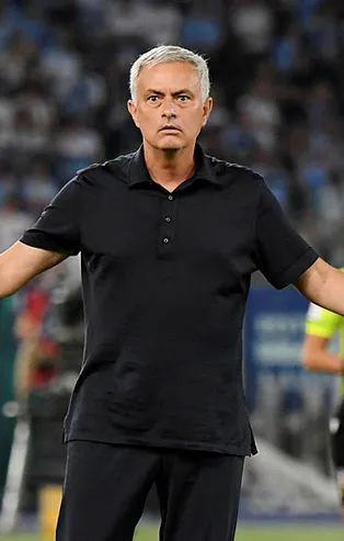 Jose Mourinho Bodo Glimt'ten 6 gol yemenin faturasını Romalı futbolculara kesti