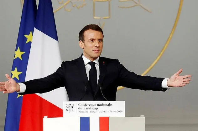 Son dakika: Macron, darbeci Hafter'i Fransa'ya davet etti