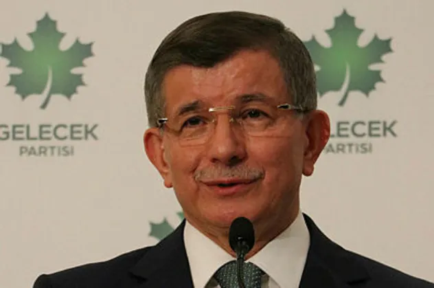 Ahmet Davutoğlu Pelikancı gibi konuşuyor!