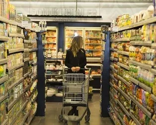 Kocaelindeki markette mastürbasyoncu sapık şoku! Tişörtünde ıslaklık hissedince...