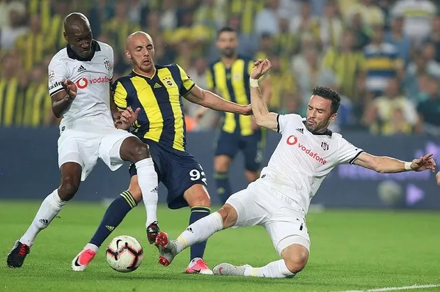 Fenerbahçe ve Beşiktaş, PFDK'ya sevk edildi
