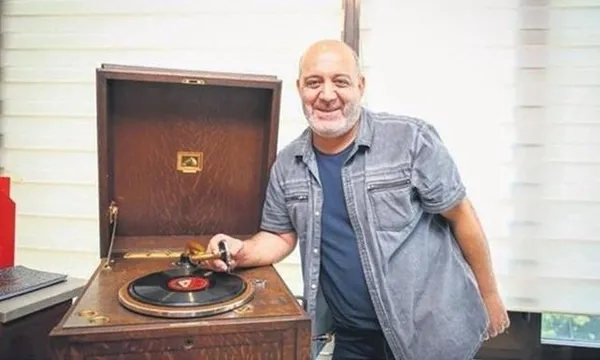 hasan-saltik-kimdir-kac-yasindaydi-nereli-unlu-muzik-yapimcisi-hasan-saltik-vefat-etti-1622667057439.jpg Hasan Saltık kimdir, kaç yaşındaydı, nereli? Ünlü müzik yapımcısı Hasan Saltık vefat etti!-2