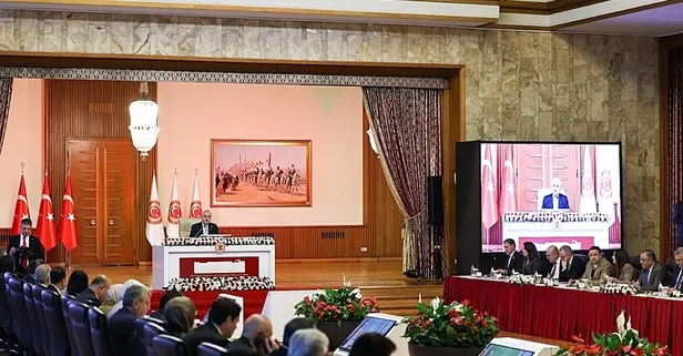 Komisyondan "İmralı vizesi" çıktı! Abdullah Öcalan ile görüşme ne zaman? AK Parti'den gidecek isim belli oldu