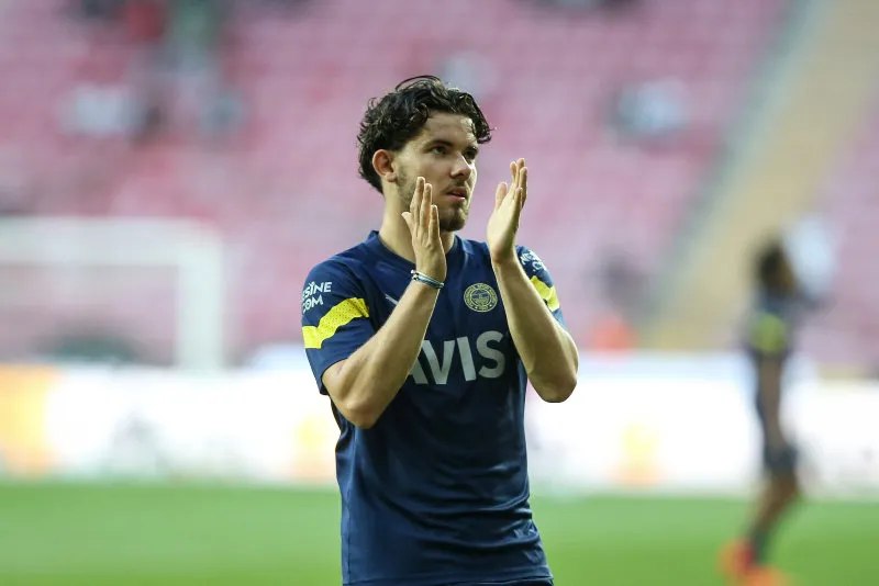 FENERBAHÇE TRANSFER HABERLERİ | Ferdi Kadıoğlu transfer olacak mı? Babası resmen açıkladı - 9