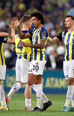 Fenerbahçe'nin yıldızı Brezilya'ya gidiyor! Luiz Gustavo için flaş iddia