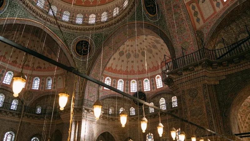 diyanet-namaz-saatleri-antalyada-bayram-namazi-kacta-1749116614270.jpg (Takvim Foto Arşiv)