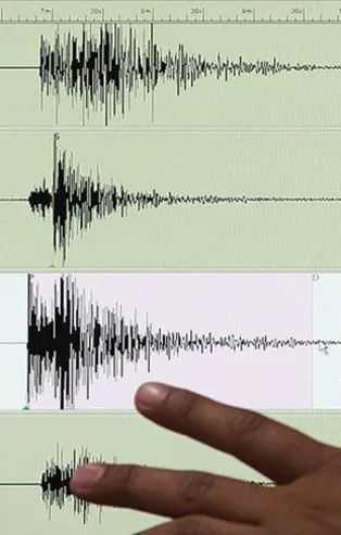 Endonezya'da 5,9 büyüklüğünde deprem