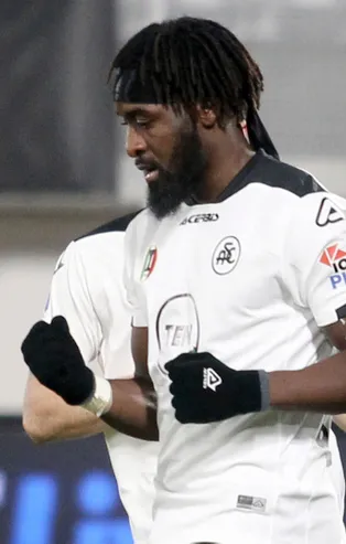 Forvete sürpriz aday! Fenerbahçe'de gündem M'Bala Nzola