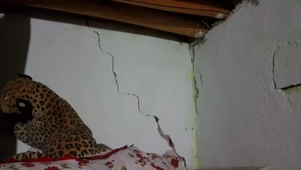 Niğde Valisi Yılmaz Şimşek'ten Bor'daki depreme ilişkin son dakika açıklaması: Toplam 143 evin hasarlı olduğunu tespit ettik-2