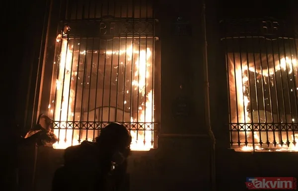 Fransa yangın yeri: Protestocular Merkez Bankasını ateşe verdi - 5