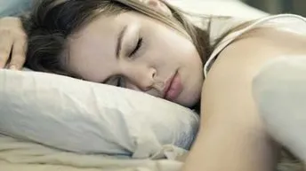 10-12 saat uyuyup yorgun hissedenler dikkat! Bu formülle 7 saatte bile zıpkın gibi kalkacaksınız