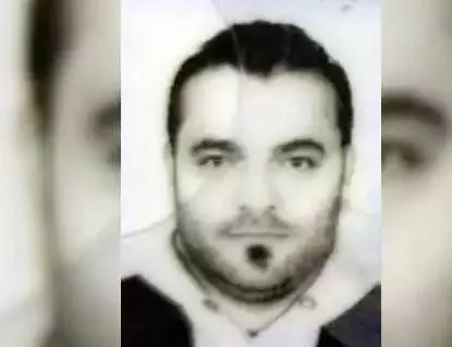 Karnından bıçakladı