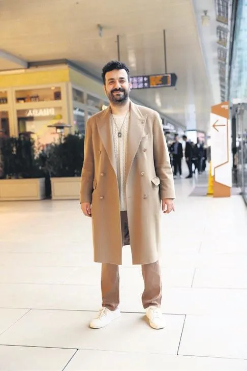 1705788219513.jpeg Petek Dinçöz'den yeni yılda yeni proje! Sevenlerine sürpriz yaparak arabesk projesini hayata geçirdi-7