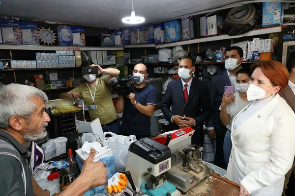 iyi-parti-genel-baskani-meralaksenerden-tuncelide-chp-liderinin-adayligina-destek-kilicdaroglunun-elbette-hakkidir-1626102960492.jpg İYİ Parti Genel Başkanı Meral Akşener'den Tunceli'de CHP liderinin adaylığına destek: Kılıçdaroğlu'nun elbette hakkıdır-4