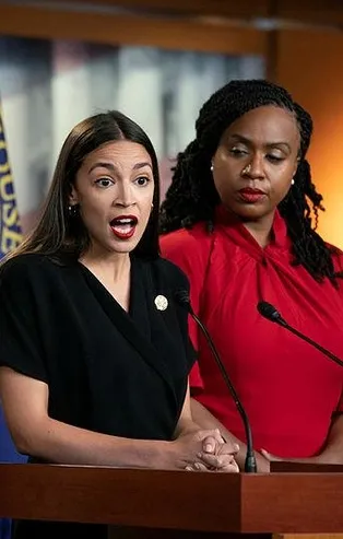 Trump'ın hedef aldığı 4 Demokrat kadın vekil: Trump azledilmeli!