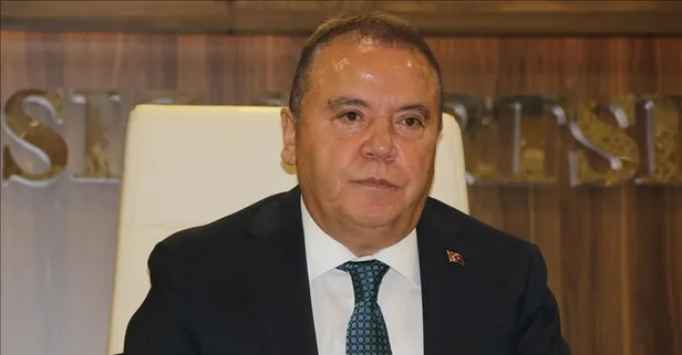 CHP'li Muhittin Böcek hastaneye kaldırıldı