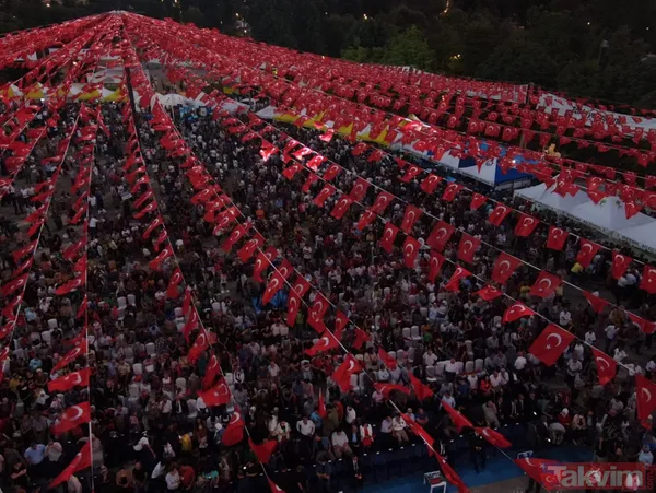 15 Temmuz anma etkinliklerinde meydanlar doldu taştı - 14