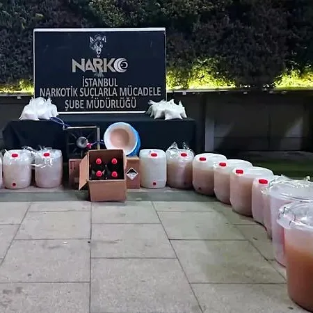 442 kilo metamfetamin ele geçirildi