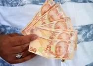 Cüzdanınızdaki 50 TL servet değerinde olabilir! ATMden çektiği 50 TLlerin 6 tanesi...