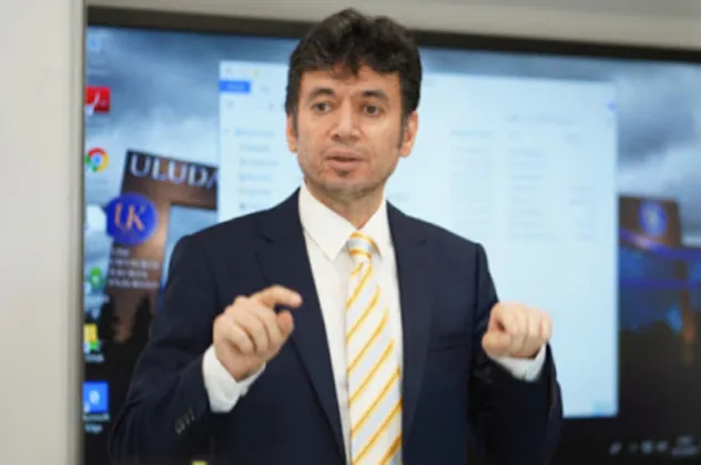 Koronavirüsü yenmişti, kalbine yenik düştü! Prof. Dr. İlker Küçük hayatını kaybetti
