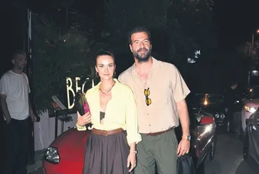 Hande Soral'dan tatil isyanı: “Bizim gittiğimiz her yere yağmur yağdı''