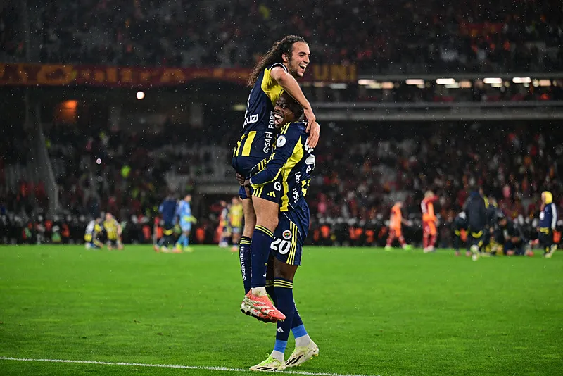 Spor yazarları Galatasaray - Fenerbahçe Süper Kupa finalini yorumladı! "Patron geldi" - 19