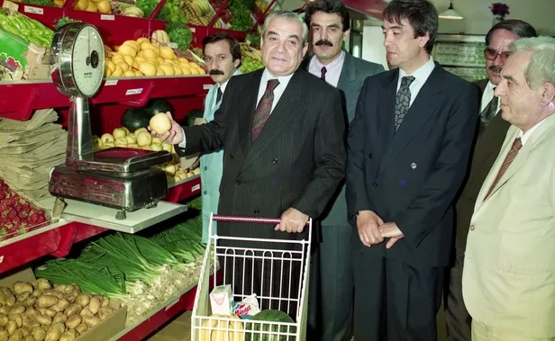 1972’lerde de ekonomik teröre karşı tanzim satış noktaları ve mağazalar açılmış…-1