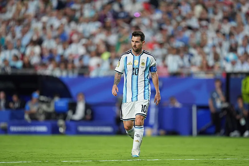 lionel-messiden-hat-trick-arjantin-cezayiri-3-0la-gecti-iste-goller-1781664795797.png Lionel Messi'den hat-trick: Arjantin Cezayir'i 3-0'la geçti! İşte goller-3