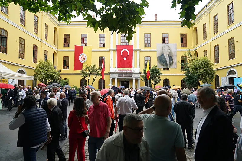 Transfer resmen açıklandı: Ligue 1'in yıldızı Galatasaray'a! Icardi'nin partneri olacak - 10