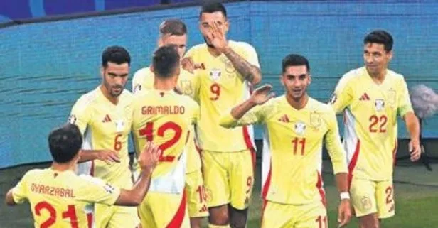 Boğalar herkesi ezip geçti