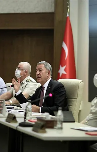Bakan Akar'dan önemli görüşme