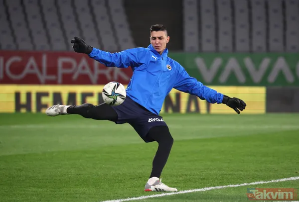 Fenerbahçe, Berke Özer ile kaleyi kapatamıyor! Performansı tartışmaya yol açtı... - 5