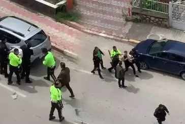 Polisi bıçakladı!
