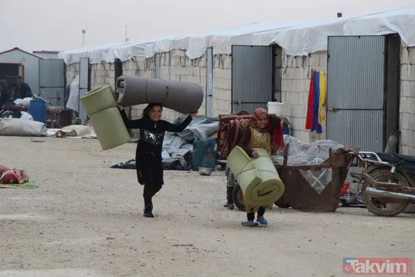Başkan Erdoğan dünya gündemine taşımıştı! İşte savaş mağduru İdlibliler için yapılan briket evler! - 11